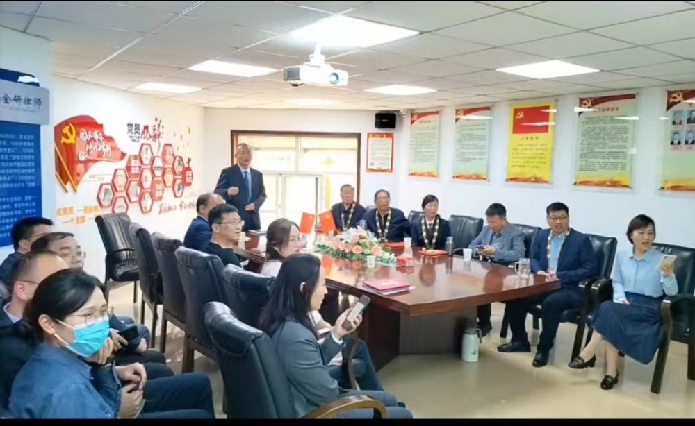 唱歌.jpg
